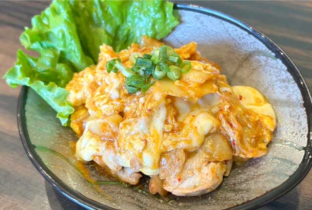 鶏もも肉とキムチの卵とじチーズ入り
